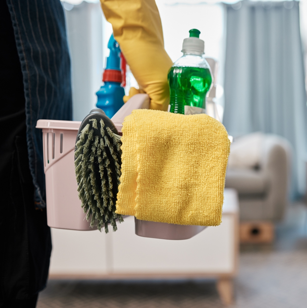 things you should clean every single day, ditch bleach